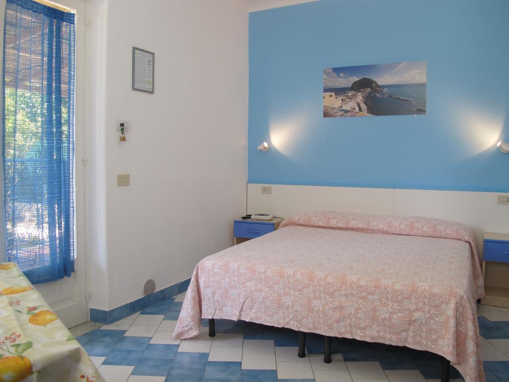 Aparthotel Villa Marinu Forio di Ischia エクステリア 写真